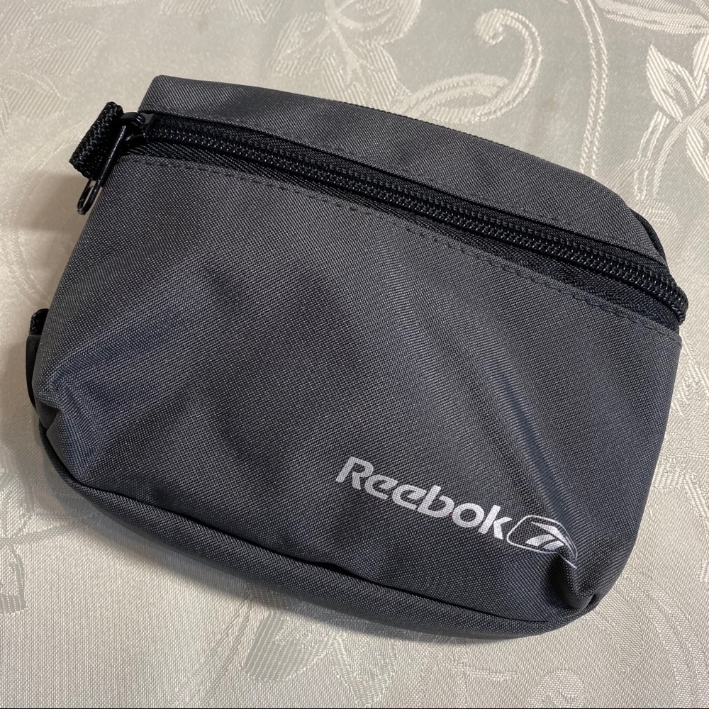 2/$10 NWOT Reebok Grey Fanny Pack Pouch